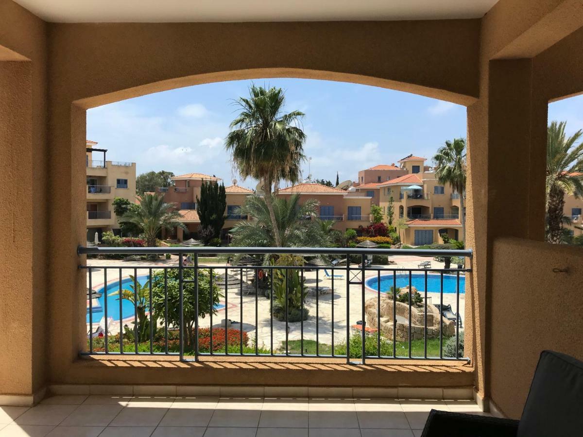 Limnaria Gardens - Modern 1 Bed, Walk To Beach & Shops Paphos 外观 照片